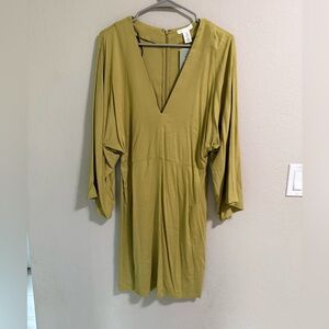 H&M Mustard V-Neck Balloon Sleeve Dress M NWT